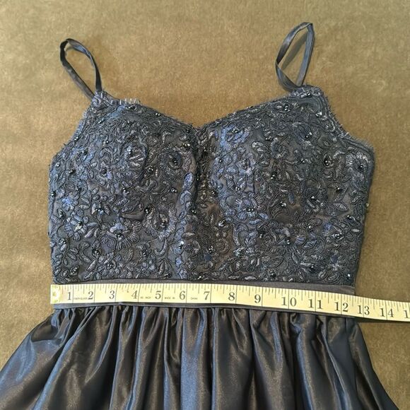 Women’s Blue Full Length Satin Lace Appliqué Party Prom Formal Dress Size 2 NWOT - Picture 8 of 11